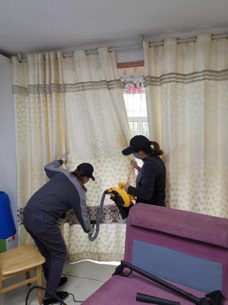 重慶八福家政公司窗簾免拆清洗服務(wù) 重慶八福家政公司窗簾免拆清洗服務(wù)